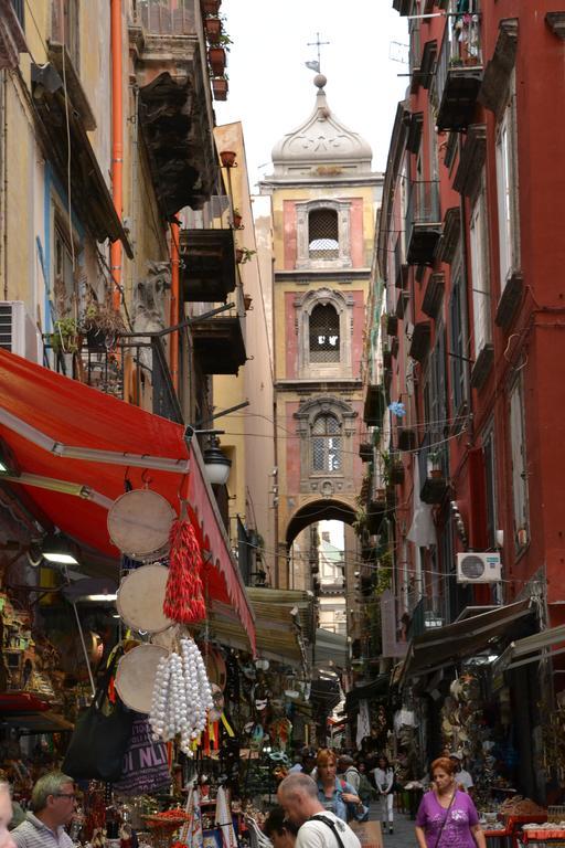 Napoli Pietrasanta Lt Bed and Breakfast Buitenkant foto