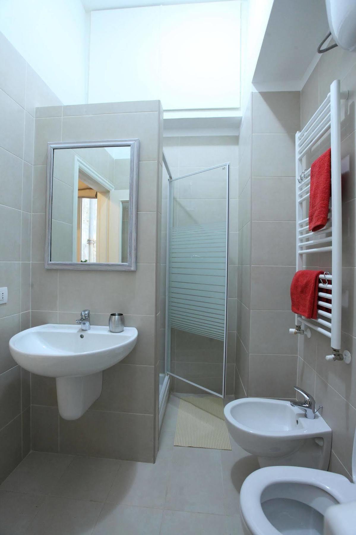 Napoli Pietrasanta Lt Bed and Breakfast Buitenkant foto
