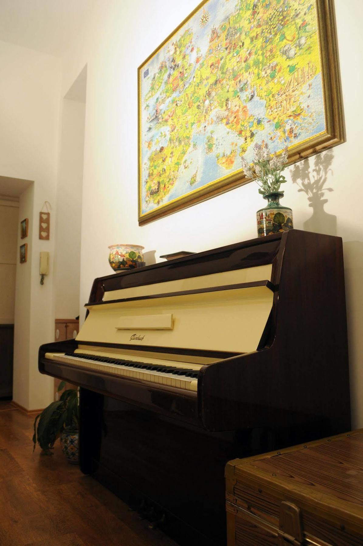 Napoli Pietrasanta Lt Bed and Breakfast Buitenkant foto